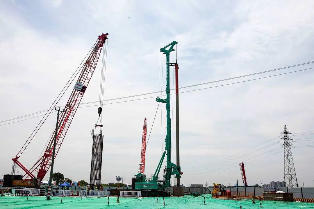 上海金泰大型旋挖機提前60天交出“新答卷” ，多快好省創(chuàng)新的施工紀錄